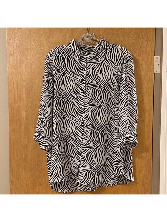 Jones New York Tops - Jones New York Black White Zebra Print Button Down Shirt Women's 1X Lightweight